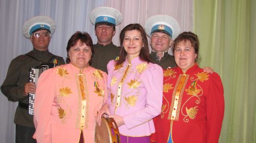 20. Народный ансамбль Родные перезвоны